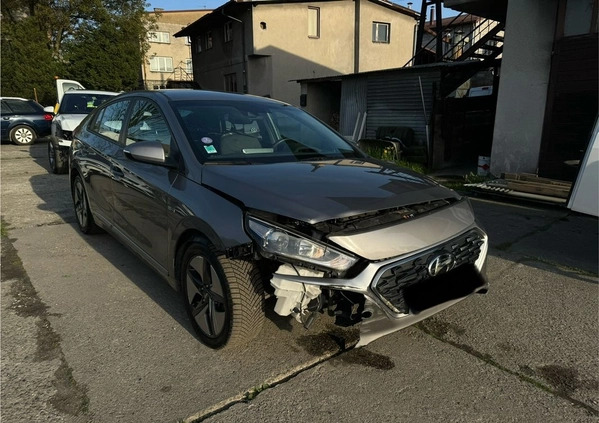 Hyundai IONIQ cena 30000 przebieg: 120247, rok produkcji 2021 z Tyszowce małe 781